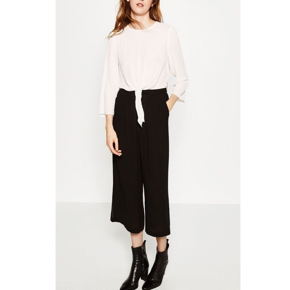 Zara Pants - Zara front tie cropped jumpsuit romper